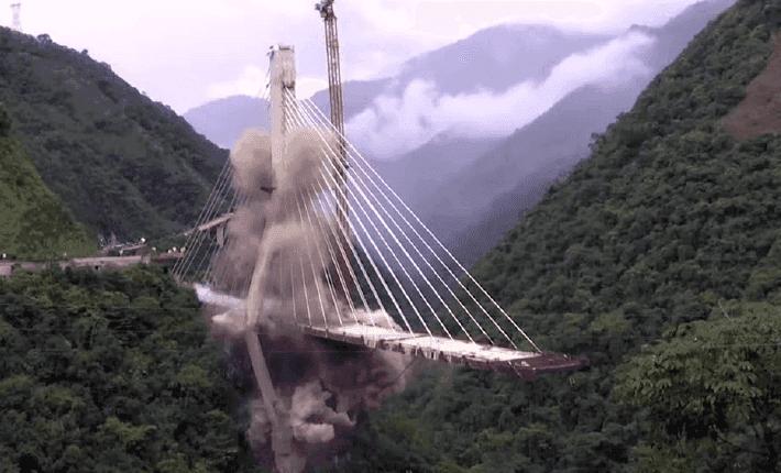 Construction of the New Chirajara Bridge, Colombia