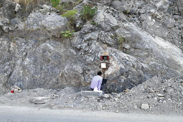 Datalogger being configured at Narendra Nagar Project